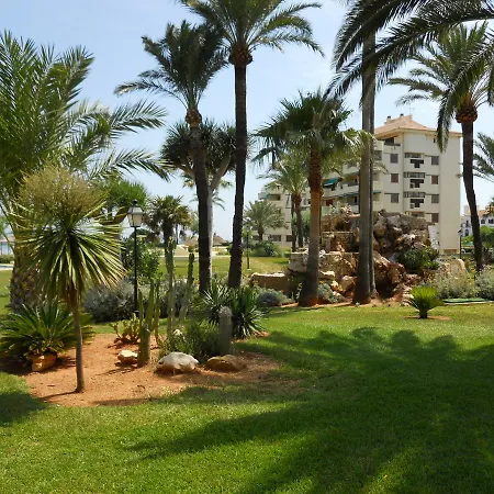 Playa Grande 1 - Serviden アパート *